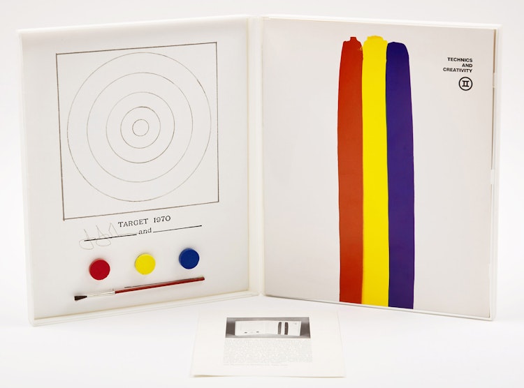 Artwork by Jasper Johns, Technics and Creativity