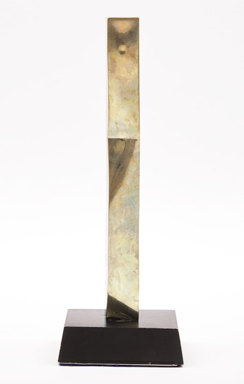 Artwork by Mario Merola, Figure de proue